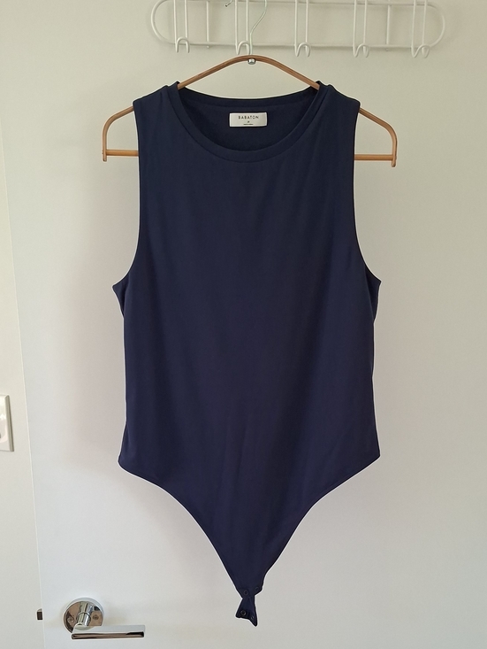 Babaton Tops - NWOT Babaton Classic Navy "Contour Muscle" Double-layer Bodysuit (Size 1X)